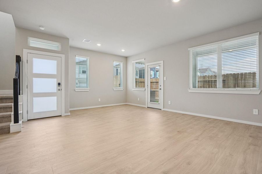 Spacious, unfurnished interior of a new home in Kemah Crossing - City Series, Kemah (Image 28). Spacious, unfurnished interior of a new home in Kemah Crossing - City Series, Kemah (Image 28).