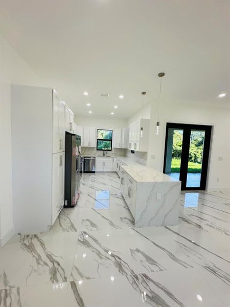 Image 19 of a home in .