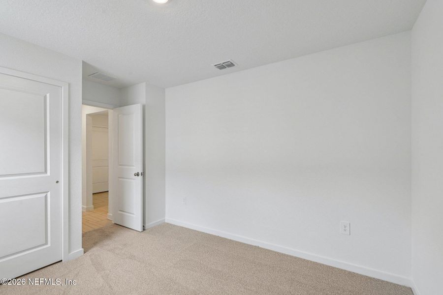 Spacious, unfurnished interior of a new home in , Jacksonville (Image 35).