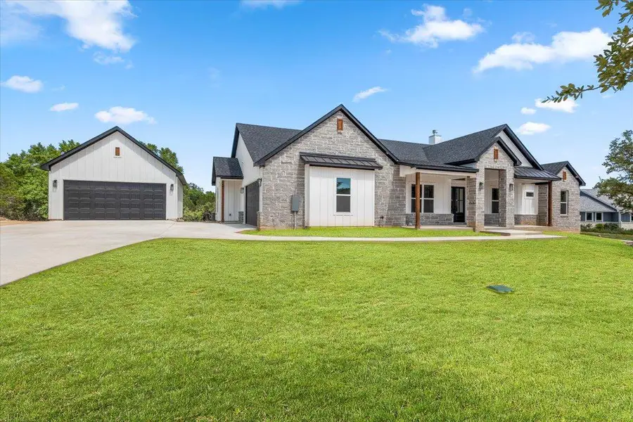 Grass is virtually Staged Grass is virtually Staged