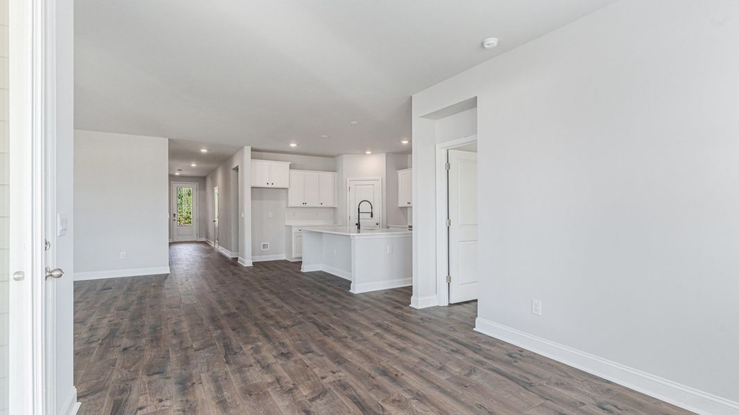 Spacious, unfurnished interior of a new home in Cedar Hill Landing, Navassa (Image 22).