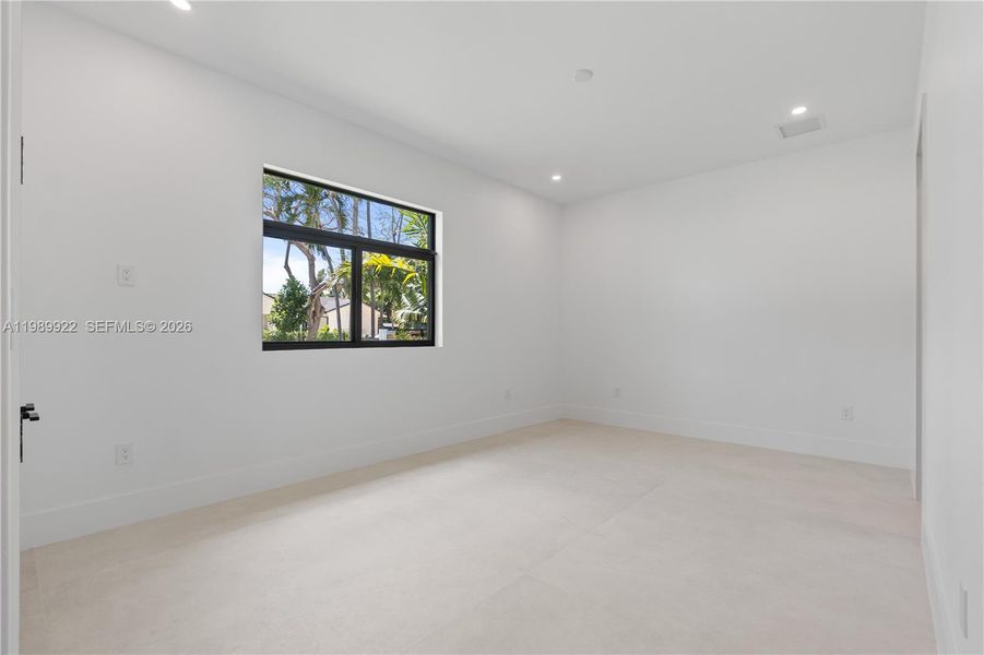 Spacious, unfurnished interior of a new home in , South Miami (Image 24).