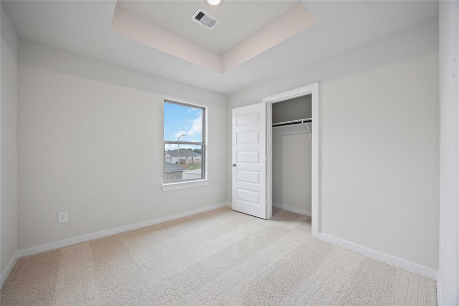Spacious, unfurnished interior of a new home in Bluestem, Brookshire (Image 28). Spacious, unfurnished interior of a new home in Bluestem, Brookshire (Image 28).