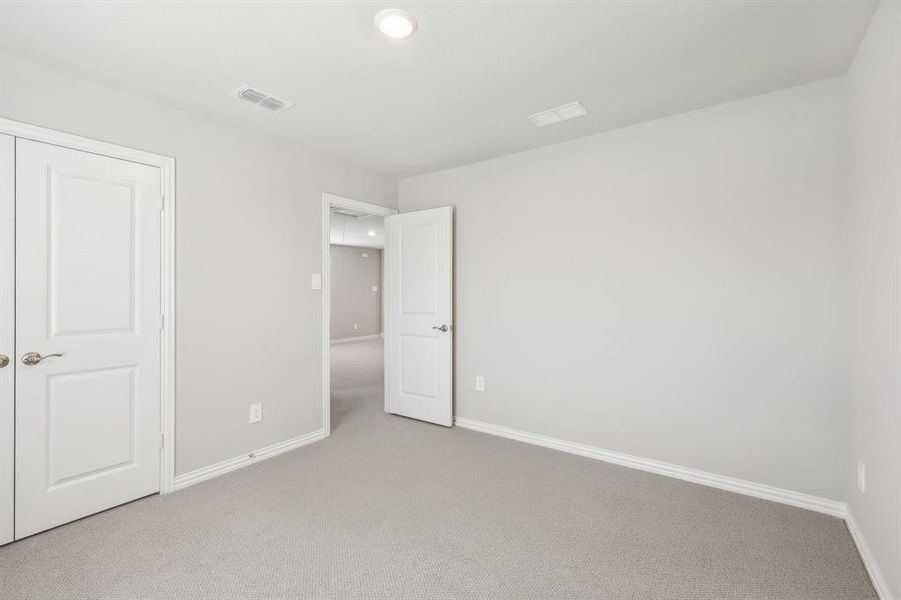 Photo is not of the actual home, but is an inspirational photo of builder’s model home and may depict options, furnishings, and/or decorator features that are not included. Photo is not of the actual home, but is an inspirational photo of builder’s model home and may depict options, furnishings, and/or decorator features that are not included.