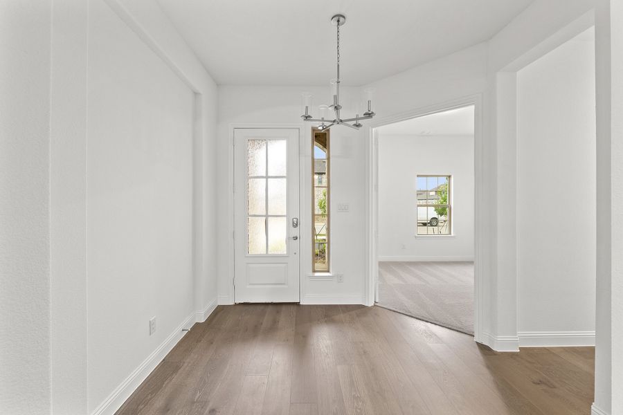 Representative unfurnished interior of a home built from the Colby by Sandlin Homes in Lakesong, Midlothian (Image 15). Representative unfurnished interior of a home built from the Colby by Sandlin Homes in Lakesong, Midlothian (Image 15).