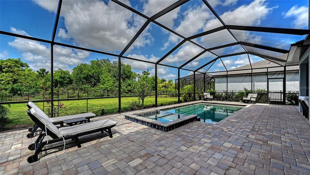 Exterior details and patio area of a home in , Bradenton (Image 29).