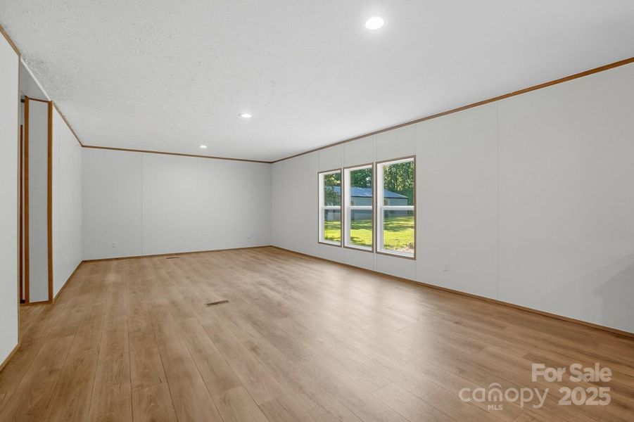 Spacious, unfurnished interior of a new home in , Kings Mountain (Image 22). Spacious, unfurnished interior of a new home in , Kings Mountain (Image 22).