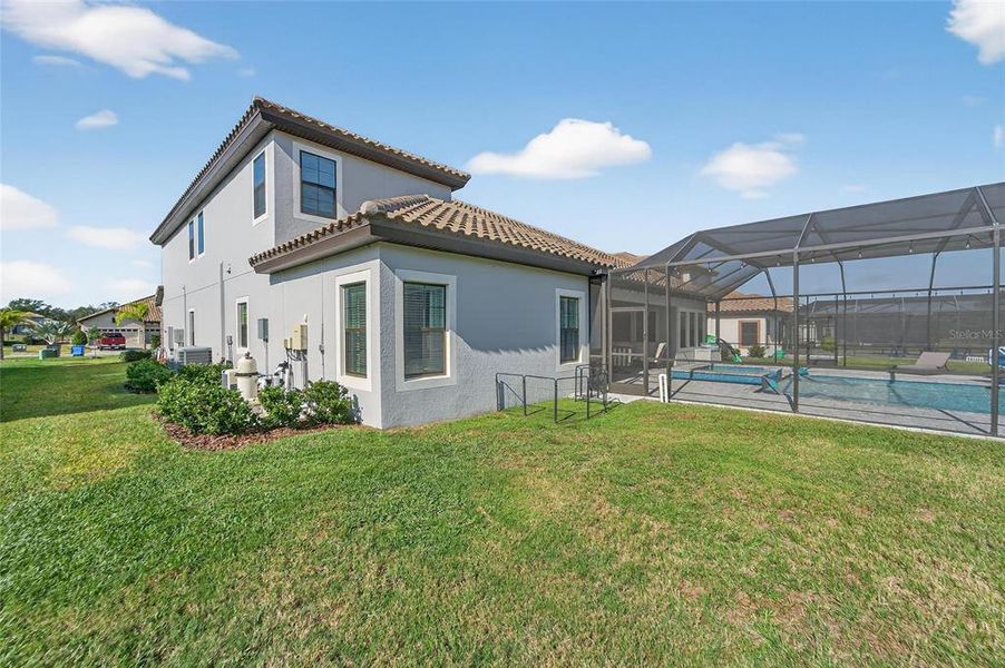 Exterior details and patio area of a home in Creek Ridge Preserve, Lithia (Image 37). Exterior details and patio area of a home in Creek Ridge Preserve, Lithia (Image 37).