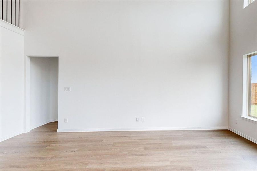 Spacious, unfurnished interior of a new home in Lilybrooke at Legacy Hills, Celina (Image 28).