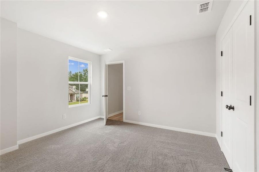 Spacious, unfurnished interior of a new home in Windsong Estates, McDonough (Image 27). Spacious, unfurnished interior of a new home in Windsong Estates, McDonough (Image 27).