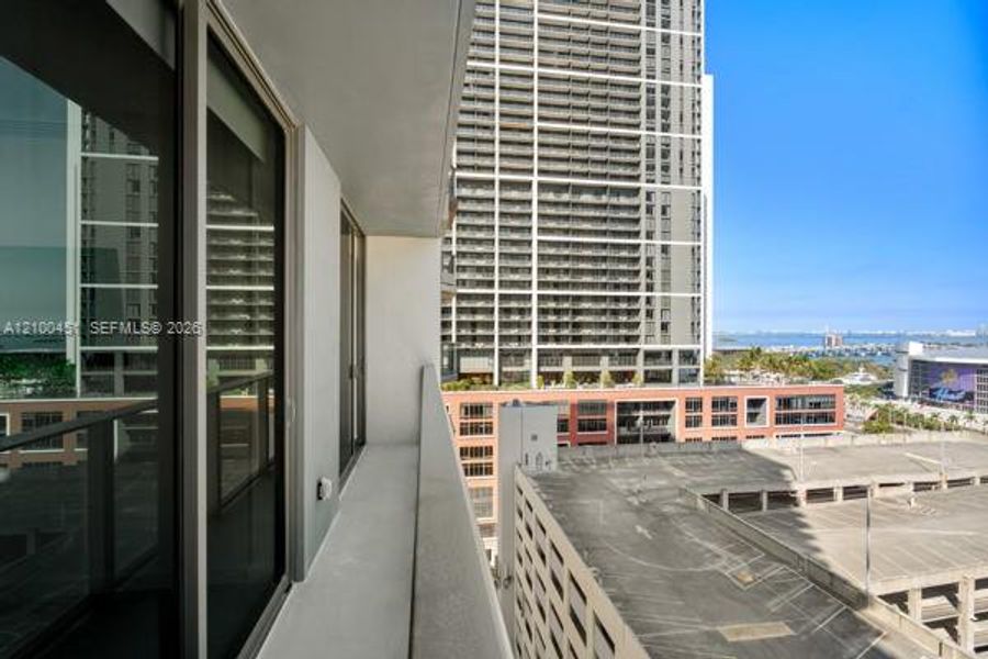 Condo located in Miami, FL showcasing its design and architecture (Image 2). Condo located in Miami, FL showcasing its design and architecture (Image 2).