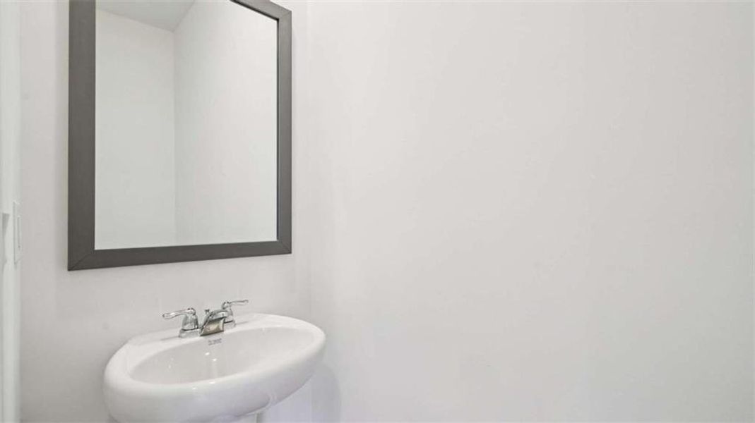 Close-up of interior finishes inside a home in Sherwood Manor, College Park (Image 10).
