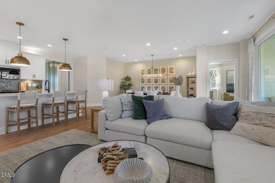 RDU_Stonebarrow_Glades_Lot10_GreatRoom3