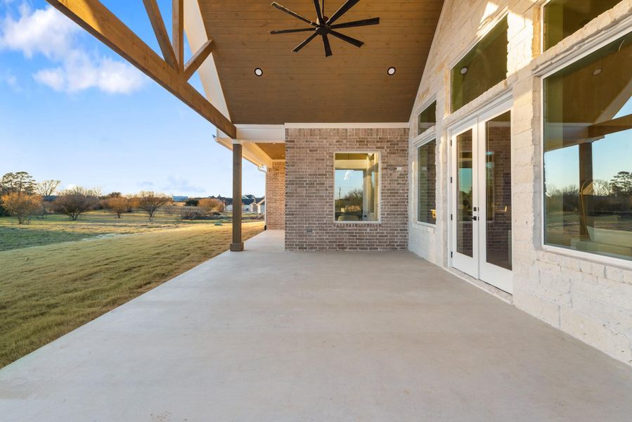 Exterior details and patio area of a home in , Bryan (Image 4).
