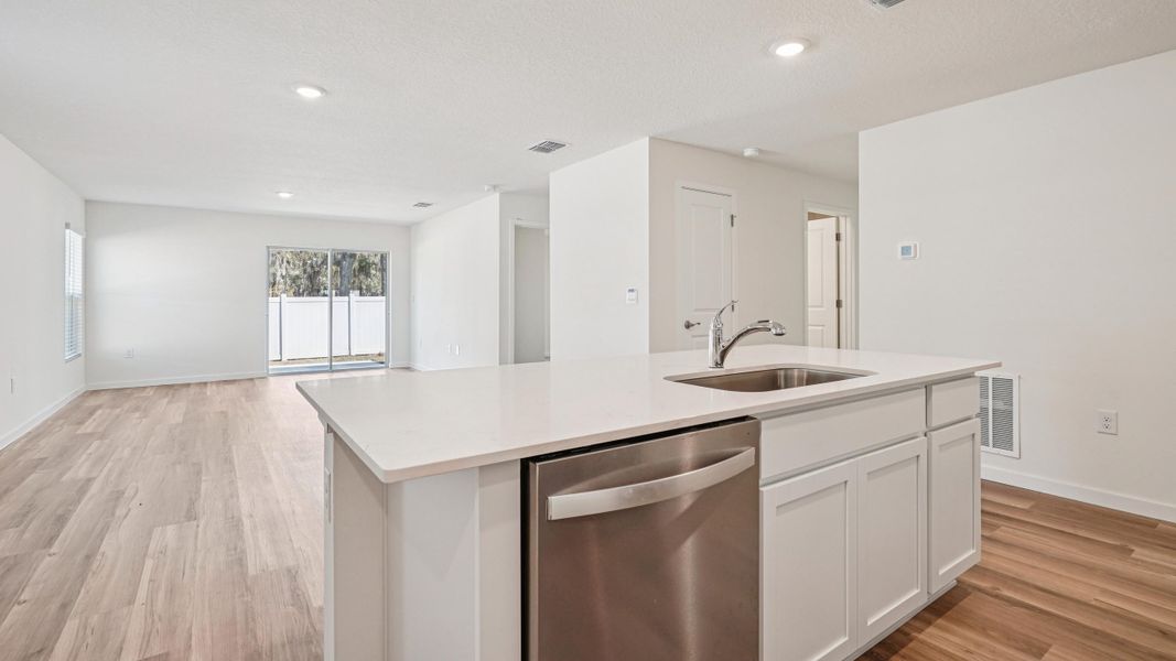 Representative furnished interior of a home built from the Dundee by D.R. Horton in Somerset Bay, Spring Hill (Image 16). Representative furnished interior of a home built from the Dundee by D.R. Horton in Somerset Bay, Spring Hill (Image 16).