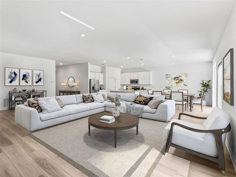 Furnished interior view inside a new home in Juliette Falls, Dunnellon (Image 10).