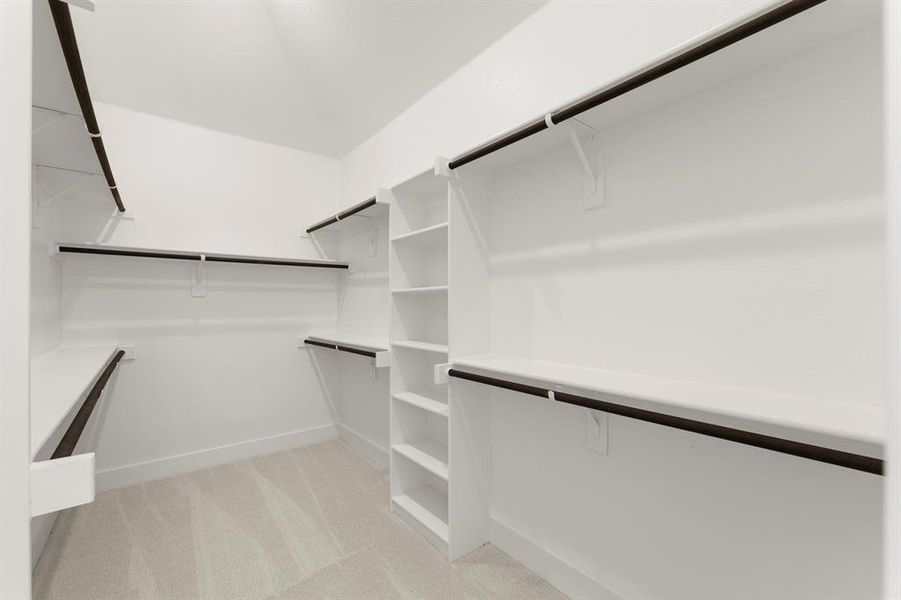 25. 6409 Tahoe Winds - Closet 25. 6409 Tahoe Winds - Closet