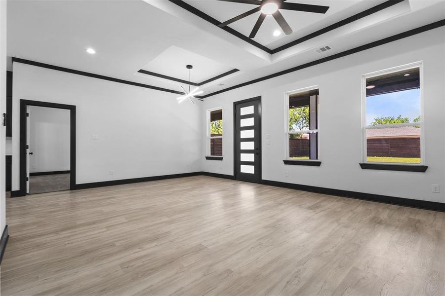 Spacious, unfurnished interior of a new home in , Dallas (Image 14).