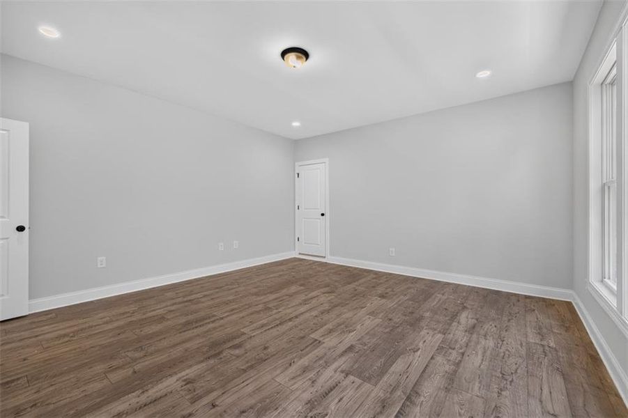 Spacious, unfurnished interior of a new home in , Flowery Branch (Image 64).