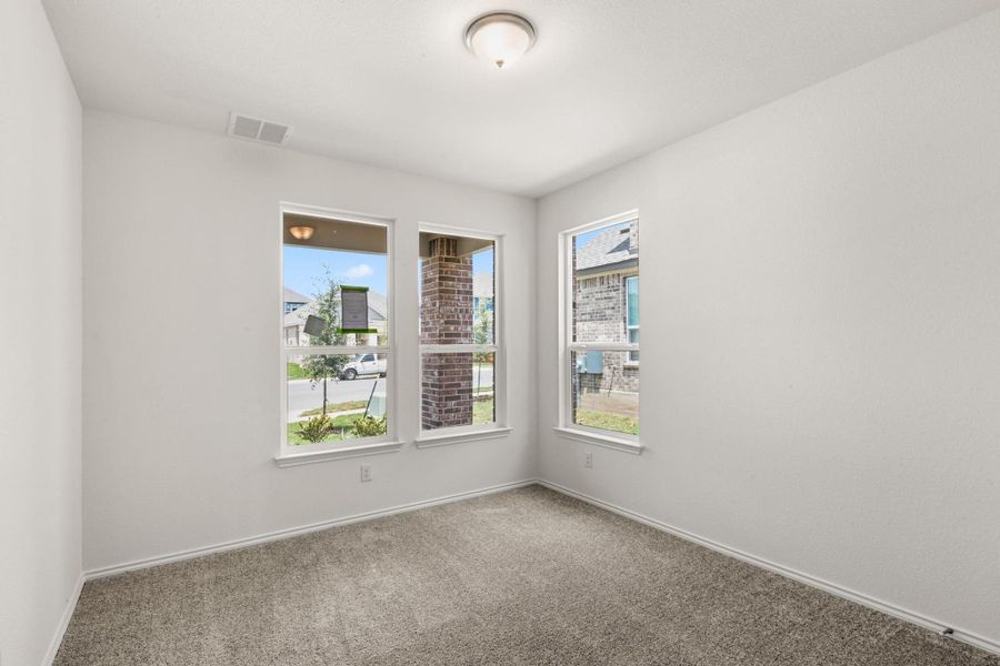 Spacious, unfurnished interior of a new home in Salerno - Classic Collection, Round Rock (Image 18).