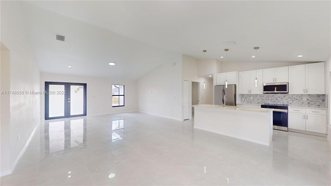 Spacious, unfurnished interior of a new home in , Cape Coral (Image 23). Spacious, unfurnished interior of a new home in , Cape Coral (Image 23).