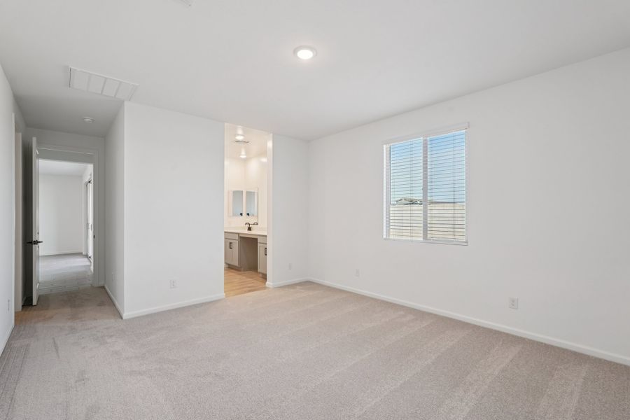 Primary suite. Finishes and options may vary. Primary suite. Finishes and options may vary.