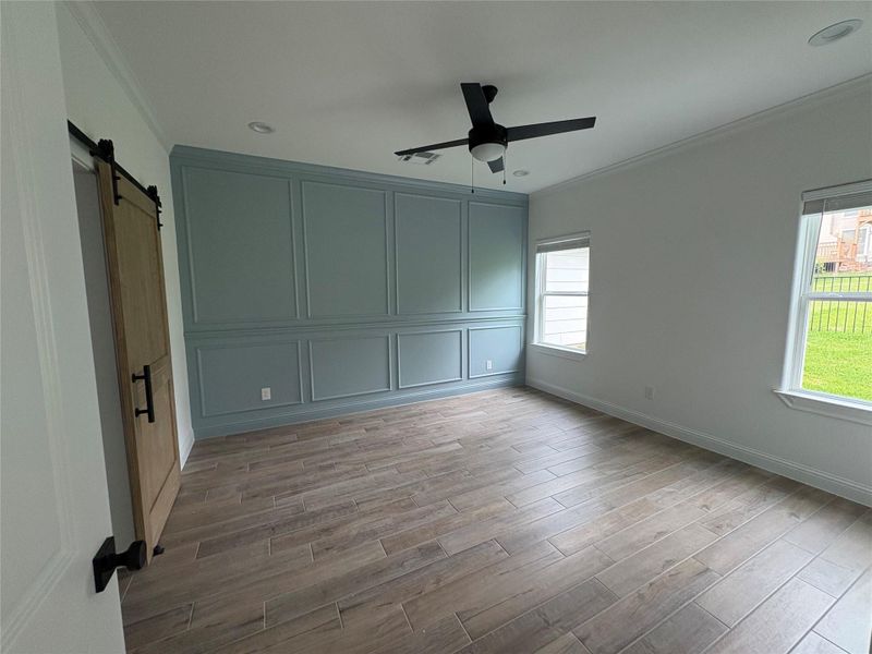 Spacious, unfurnished interior of a new home in , Conroe (Image 15).