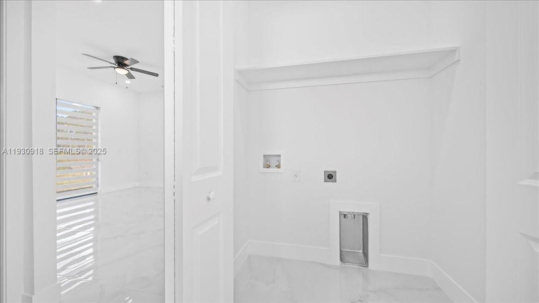 Spacious, unfurnished interior of a new home in , Lehigh Acres (Image 35). Spacious, unfurnished interior of a new home in , Lehigh Acres (Image 35).