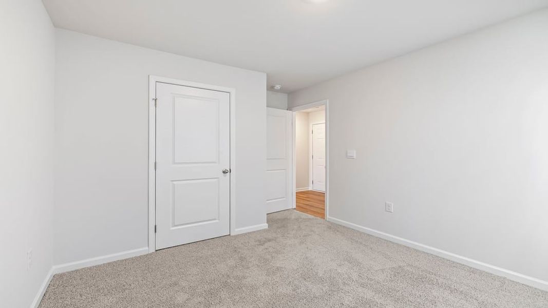 Spacious, unfurnished interior of a new home in Harper Ridge, Roebuck (Image 21). Spacious, unfurnished interior of a new home in Harper Ridge, Roebuck (Image 21).