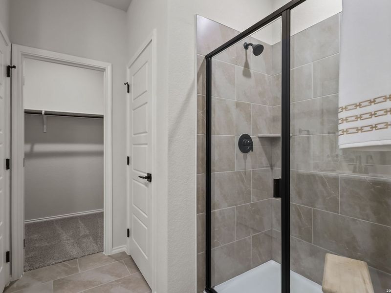 Furnished interior view inside a new home in Hannah Heights, Seguin (Image 30).