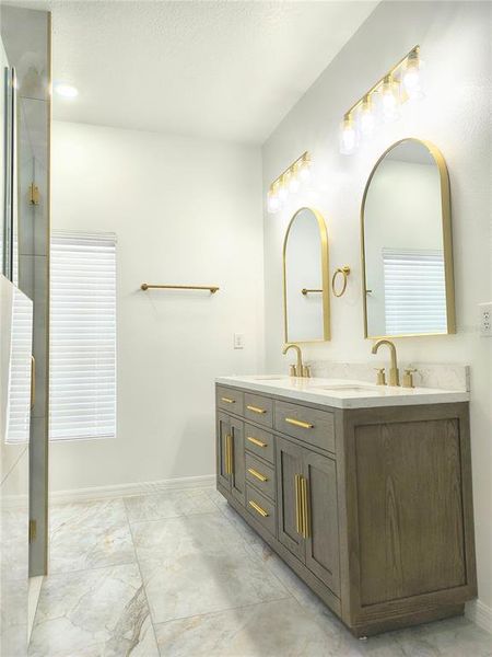 Furnished interior view inside a new home in , Davenport (Image 13).