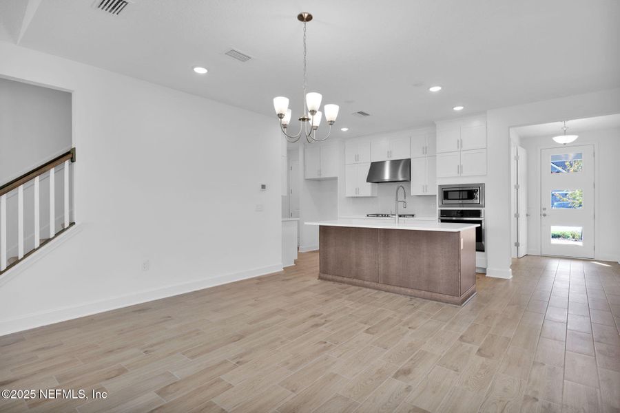 Spacious, unfurnished interior of a new home in Crosswinds at Nocatee, Ponte Vedra (Image 33).