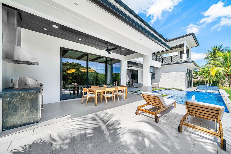 Spacious, unfurnished interior of a new home in , Boca Raton (Image 16).