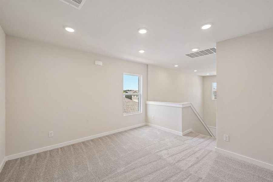 Spacious, unfurnished interior of a new home in Sperling Farms, Ferris (Image 30). Spacious, unfurnished interior of a new home in Sperling Farms, Ferris (Image 30).