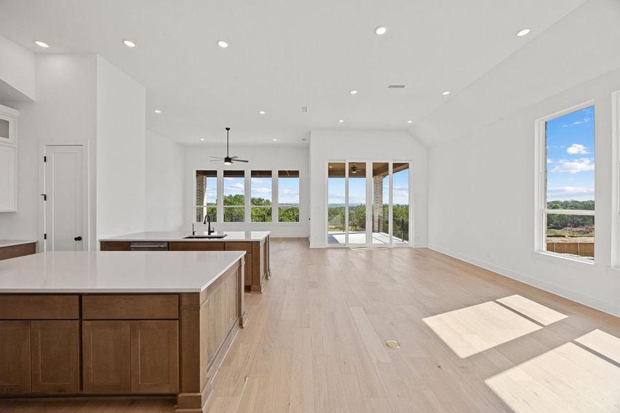 Spacious, unfurnished interior of a new home in Parkside On The River, Georgetown (Image 16).