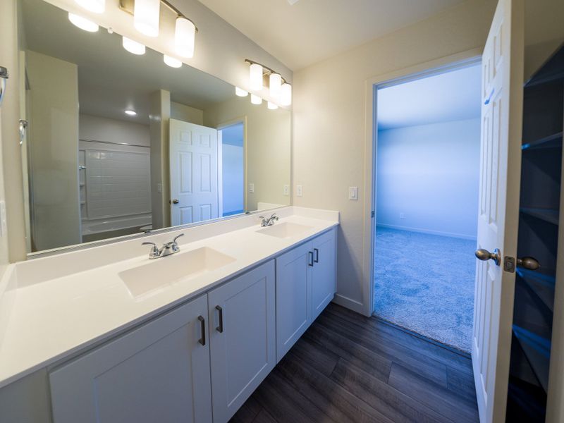 Furnished interior view inside a new home in Rancho Santa Rosa, Maricopa (Image 10).