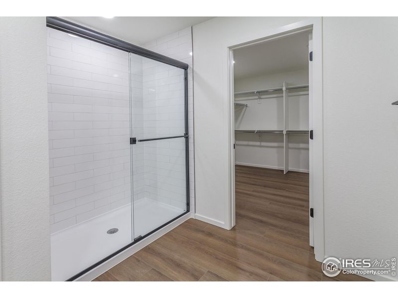 EXAMPLE PHOTO: MASTER BATH