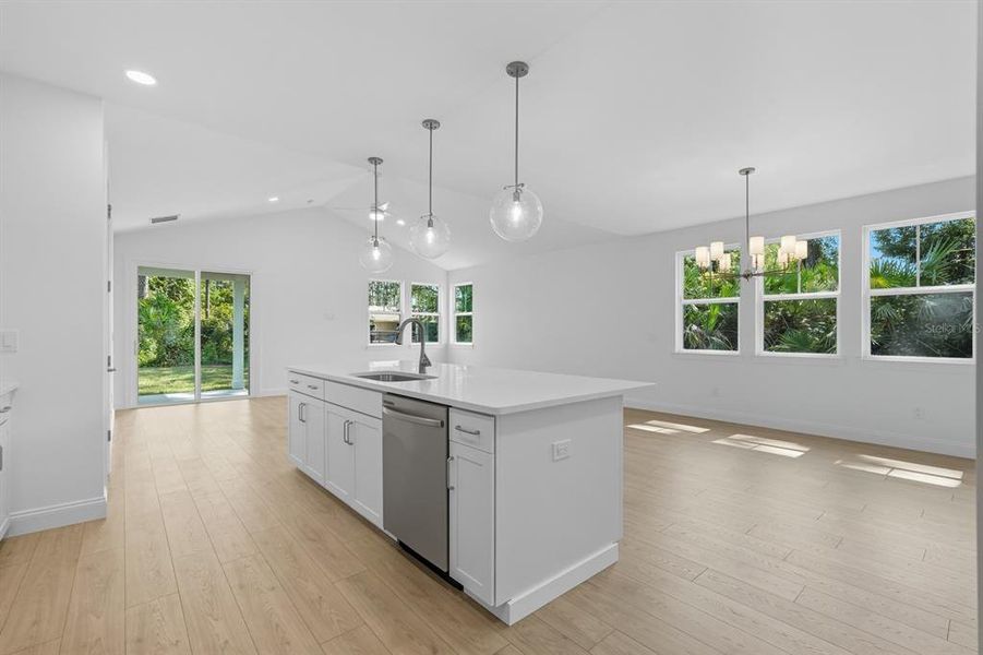 Furnished interior view inside a new home in Palm Coast Homes, Palm Coast (Image 11).