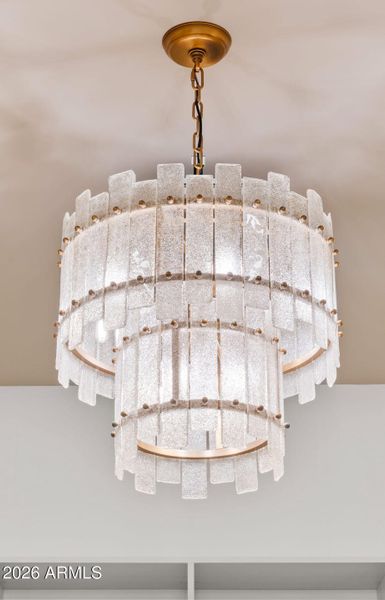 118-web-or-mls-CLOSE UPS18