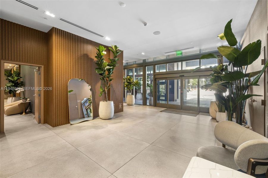 Community amenities in , Miami (Image 67).