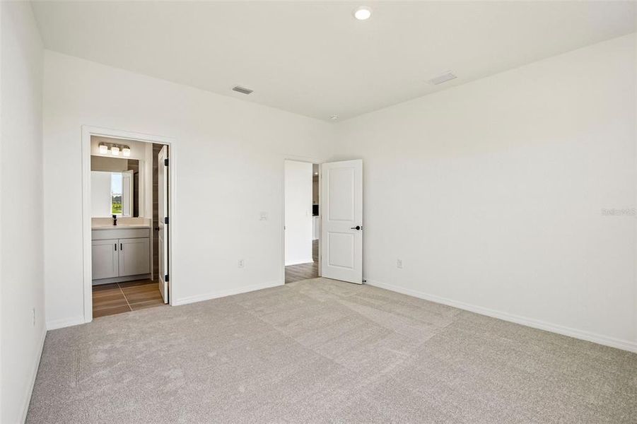 Spacious, unfurnished interior of a new home in Coasterra, Palmetto (Image 23).