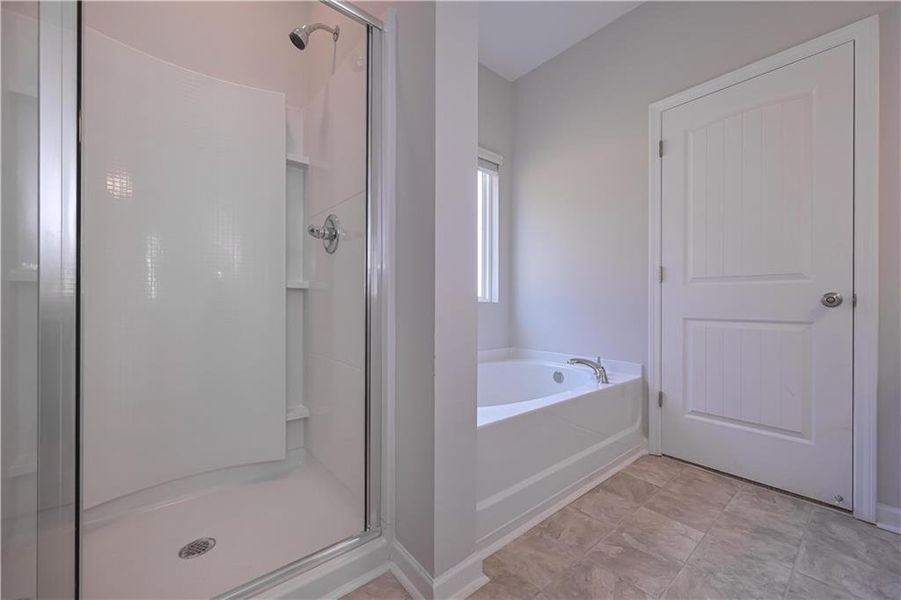 Furnished interior view inside a new home in , Villa Rica (Image 8).