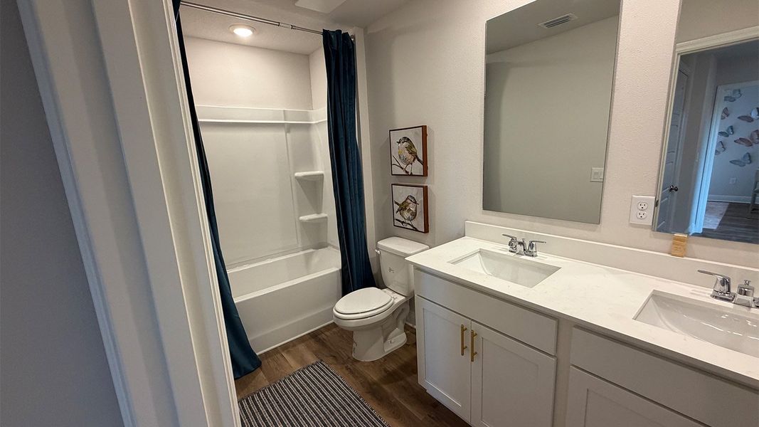 Furnished interior view inside a new home in Fallschase, Tallahassee (Image 22).