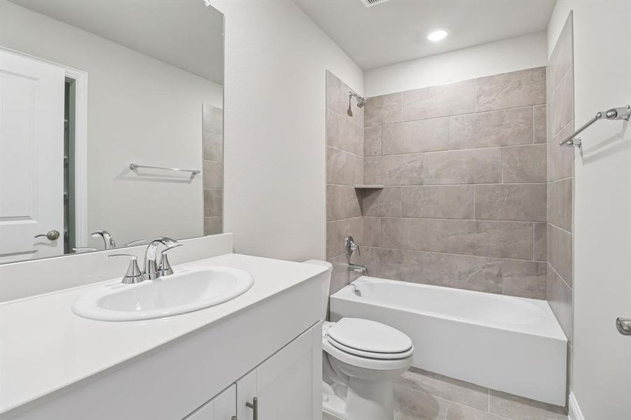 Photo is not of the actual home, but is an inspirational photo of builder’s model home and may depict options, furnishings, and/or decorator features that are not included. Photo is not of the actual home, but is an inspirational photo of builder’s model home and may depict options, furnishings, and/or decorator features that are not included.