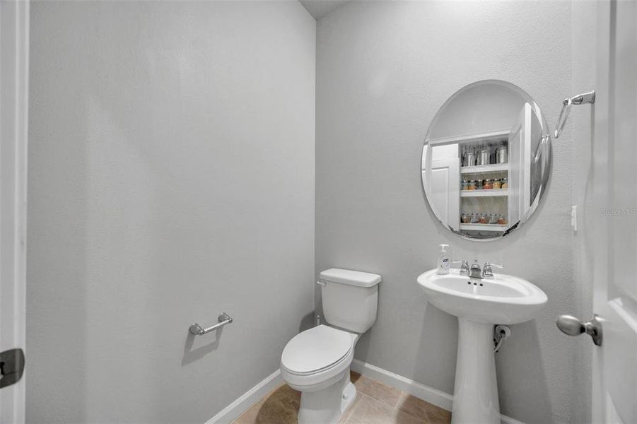 Furnished interior view inside a new home in , Lutz (Image 6).