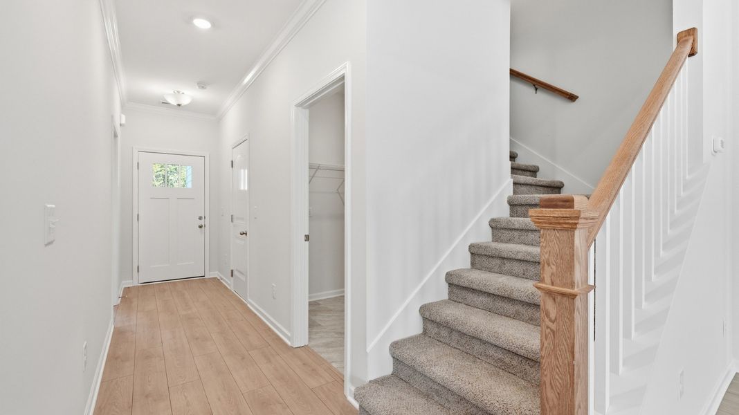 Spacious, unfurnished interior of a new home in Stillwater, Tullahoma (Image 13).