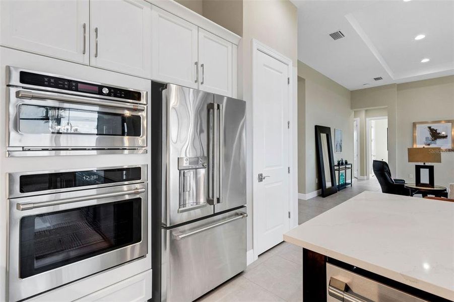 Furnished interior view inside a new home in Artistry Sarasota, Sarasota (Image 55).