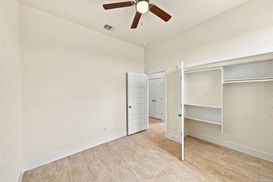 Spacious, unfurnished interior of a new home in , Pleasanton (Image 27).