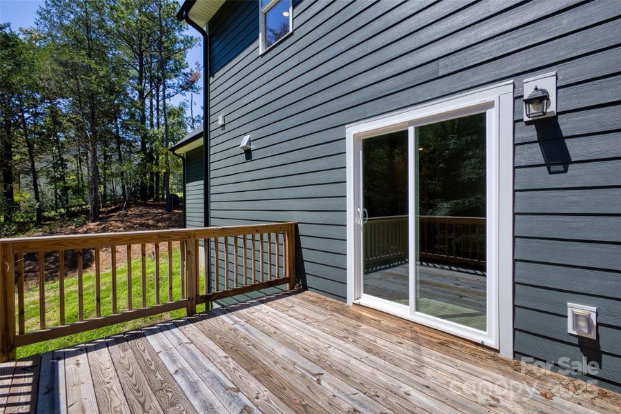 Image 47 of a home in .