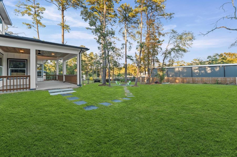Exterior details and patio area of a home in , Magnolia (Image 24).